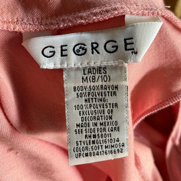 Summer blouse - Picture 3 of 3